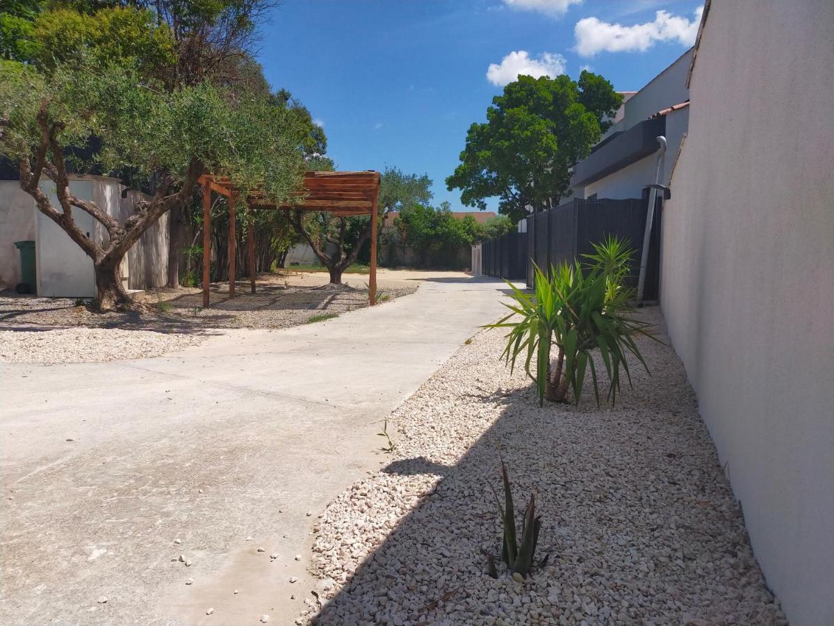 Villa Caremeau 1 نيم المظهر الخارجي الصورة